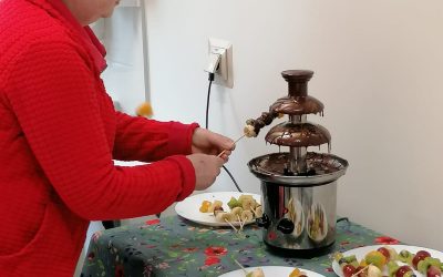 Dzień Bezpieczeństwa i święto czekolady w Dzienny Domu Opieki w Łączkach Kucharskich